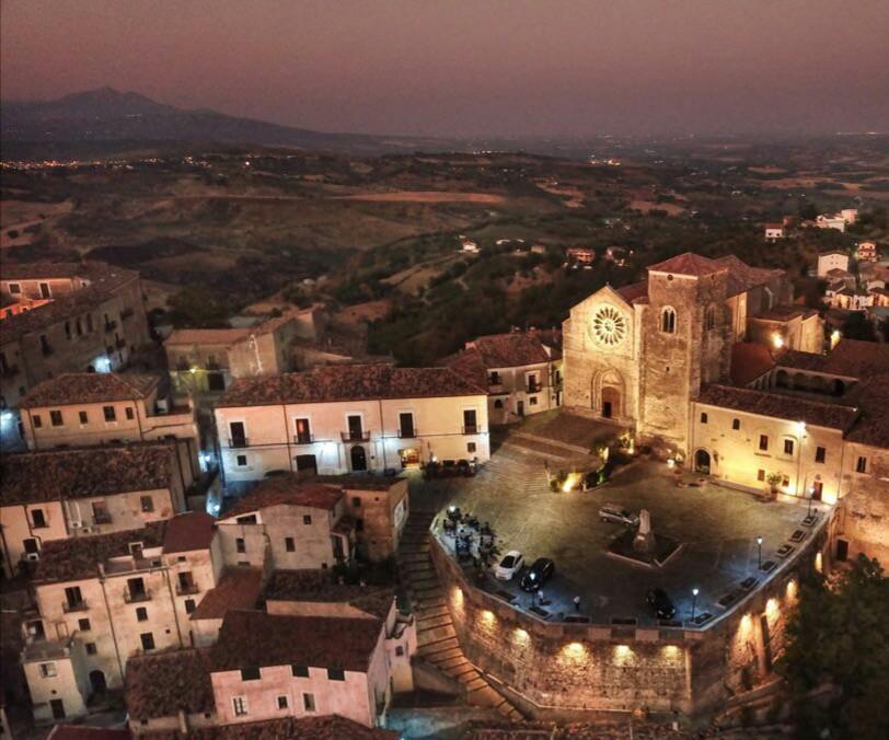 B&B Palazzo Pancaro Altomonte Exteriér fotografie